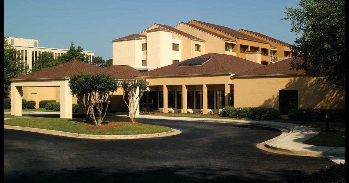 Courtyard by Marriott Atlanta Executive Park/Emory 95 (̶2̶6̶1̶