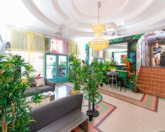 Miami Beach International Hostel - Miami Beach - Lobby