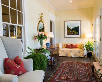 Hob Knob - Edgartown - Lounge