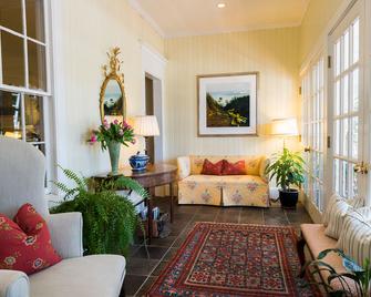 Hob Knob - אדגרטאון - טרקלין