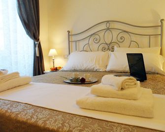 Dante's in Vaticano - โรม - ห้องนอน