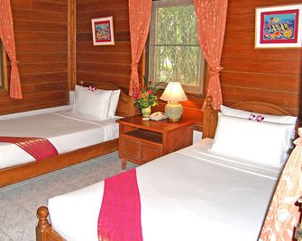 Phuket Golden Sand Inn - Sha Extra Plus - Karon - Schlafzimmer