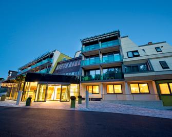 Hotel Vier Jahreszeiten - Loipersdorf bei Furstenfeld - Building