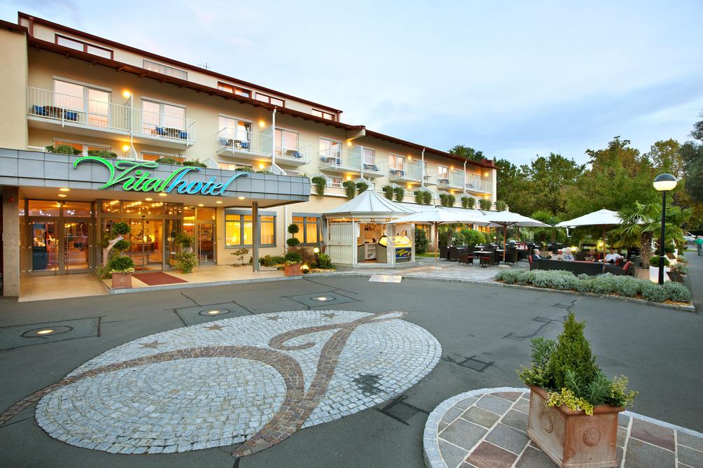 Ein Wohlfhl-Kurzurlaub fr die ganze Familie wird in unseren Familienhotels in Bad Radkersburg besonders gro geschrieben. Wenn Familien reisen dann ist Familienhotel in Bad Radkersburg bei zarell.com