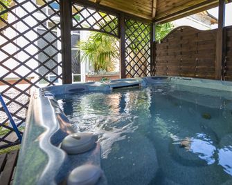 Villa Bellaria - Riva del Garda - Pool