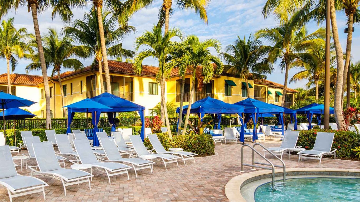 Naples Bay Resort and Marina