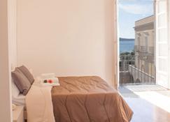 Hotel Neronensis - Pozzuoli - Habitación