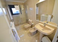 Hotel Escuela Santa Brígida - Santa Brígida - Bathroom