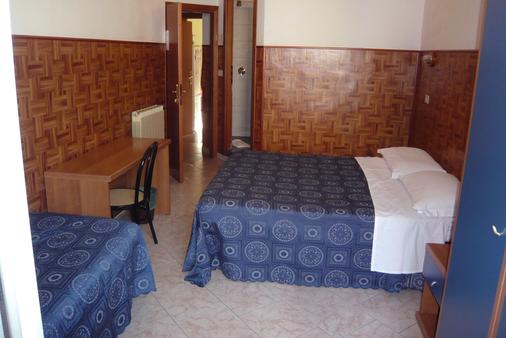 Cressy - Rome - Bedroom