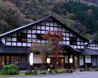 Hakusanri Onsen Hakusanri - Hakusan - Gebouw