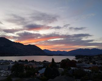 Mountain View Backpackers - Wanaka - Vista del exterior