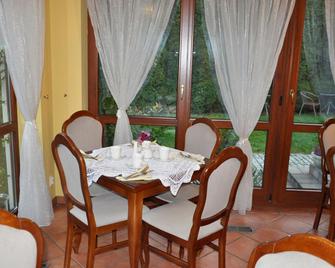 Villa Del Arte Bed & Breakfast - Wadowice - Dining room