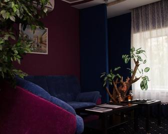 Hotel Arbat - Nabereschnyje Tschelny - Schlafzimmer