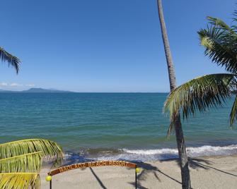 Badladz Beach and Dive Resort - Puerto Galera - Playa