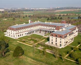 Radisson Blu Hotel Paris, Marne-la-Vallee - Magny-le-Hongre - Building