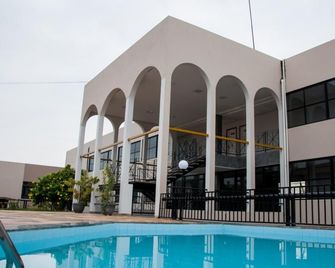 Hotel Portal Premium - Brumado - Building