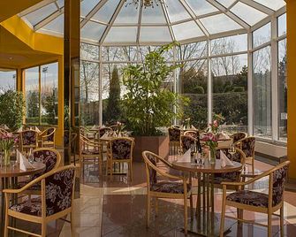 Top Hotel Praha & Conference Centre - Prag - Lobby