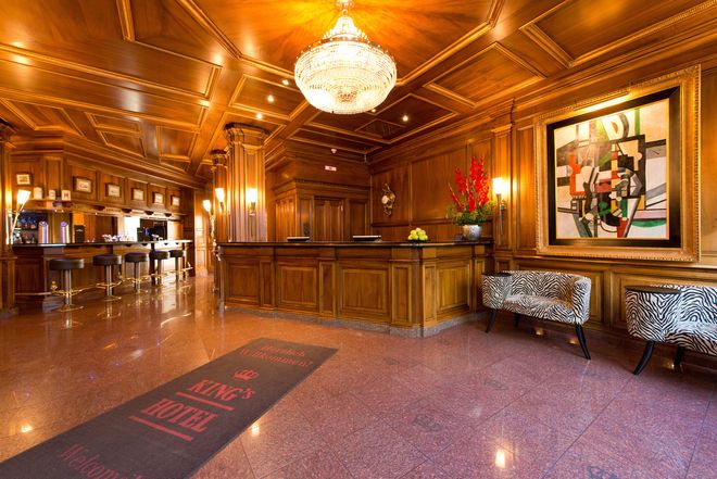 King's Hotel First Class - Munich - Front desk