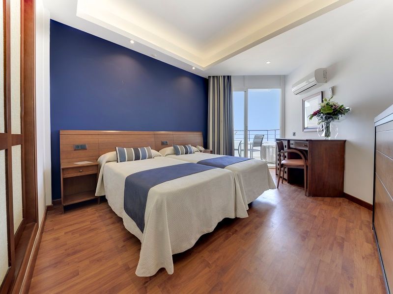 Hotel Puerto Bahía & Spa - El Puerto de Santa María - Bedroom