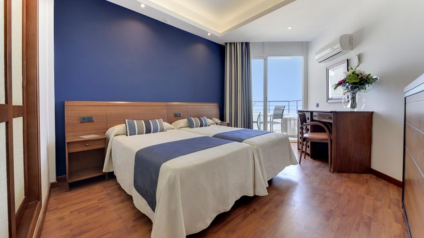 Hotel Puerto Bahia & Spa