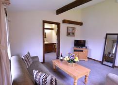 Summit Lodge - Killington - Living room