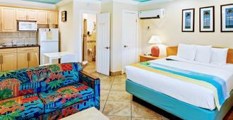 Bayview Plaza Waterfront Resort - St. Pete Beach - Schlafzimmer