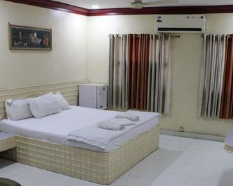Hotel Center Point- Chhattisgarh - Korba - Bedroom