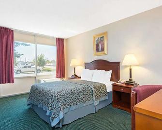 Blue Way Inn & Suites Wichita East - Wichita - Bedroom