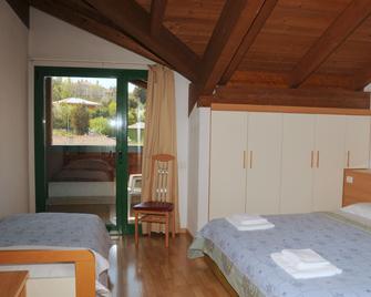 Hotel Oasi - Muggia - Bedroom