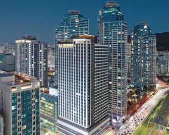 Sota Suite Busan Seomyeon - Pusan - Bina