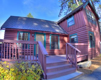 Zephyr Cove Resort - Zephyr Cove - Building