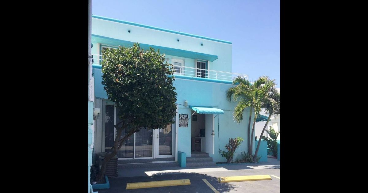 Marlin Beachside Hotel $99 ($̶2̶2̶1̶). Hollywood Hotel Deals & Reviews
