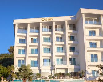 Hotel Oasis - Sarandë - Gebouw