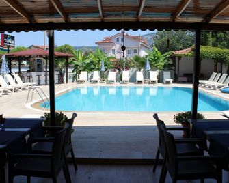 Tufan Apart - Dalyan (Mugla) - בריכה