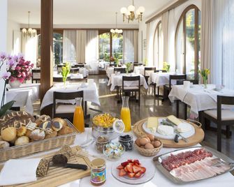 Garni Elena - אזקונה - מסעדה