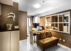 Literooms Bekasi - Bekasi - Living room