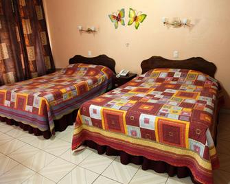 Hotel Divisamar - Manuel Antonio - Edificio