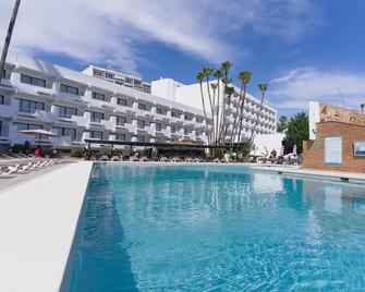 Bluesea Al Andalus - توريمولينوس - حوض السباحة