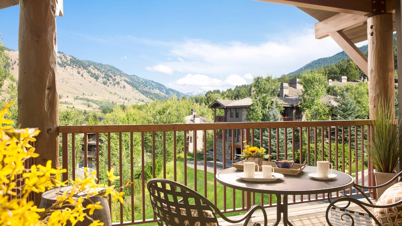 سنو كينج ريزورت هوتل آند لاكشري ريزيدنسيز