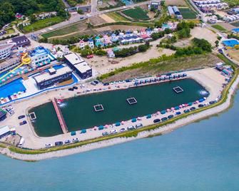 Ganghwa Nuri Pension Town - Ganghwa-gun - Beach