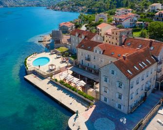 فندق سبلينديدو - كوتور - مبنى