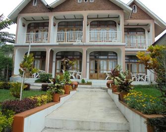 Ubumwe Hotel - Gisenyi - Edificio