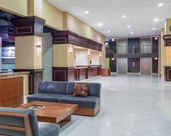 Midtown Garden Phoenix Hotel - פיניקס - לובי