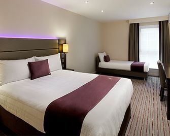 Premier Inn Inverness East - إينفيرنيس - غرفة نوم