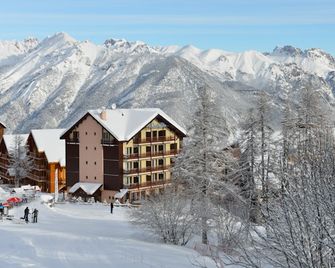 Le Chardon Bleu - Risoul - Vista del exterior