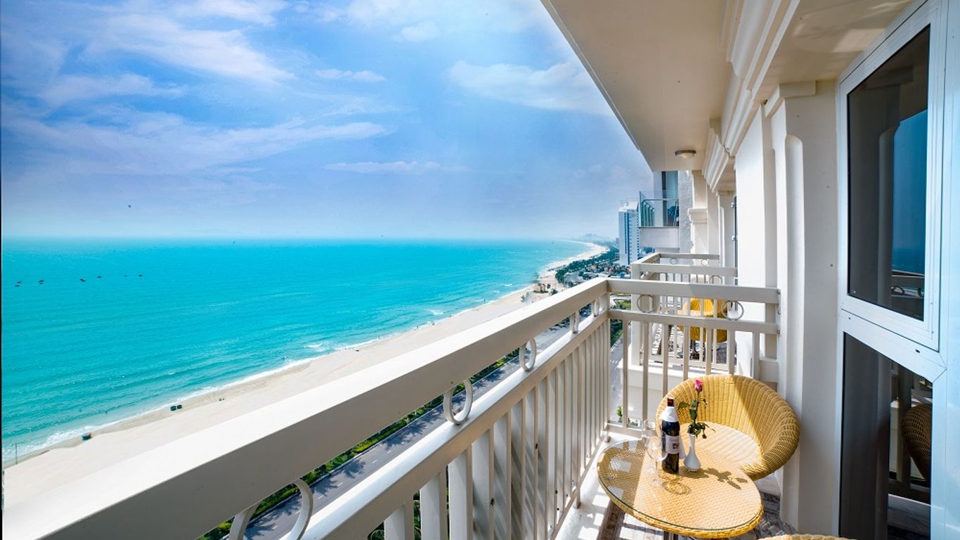 Bluesun Danang Beach Hotel