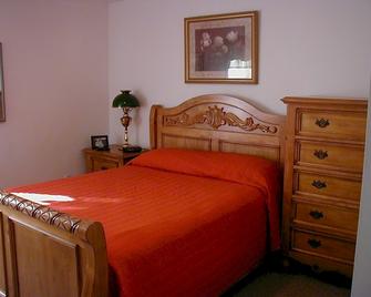 Lakeview Motel & Apartments - Massena - Bedroom