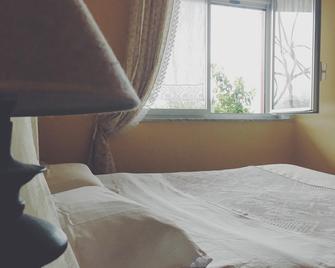 B&B Xenia - Patti - Camera da letto