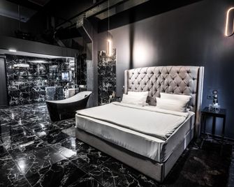 Black Hotels Köln - קלן - חדר שינה