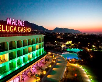 Malpas Hotel & Casino - Kyrenia - Building